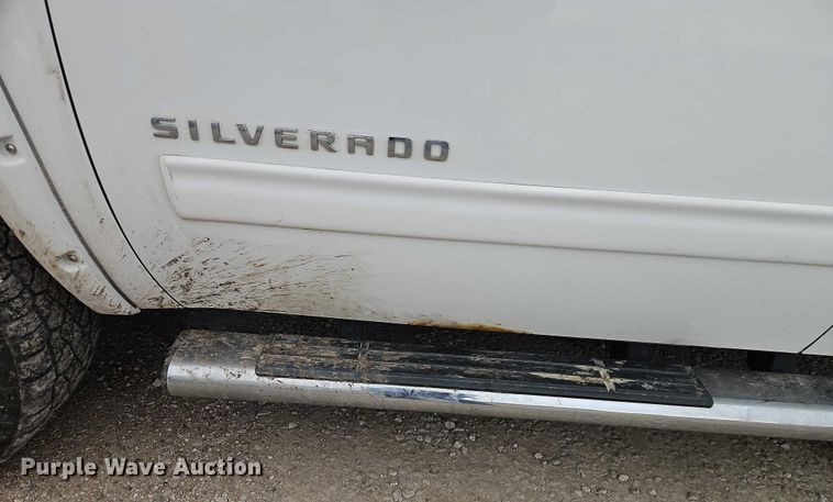 image for item EO4932 2011 Chevrolet Silverado 1500 Ext. Cab pickup truck