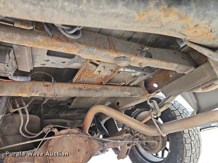 image for item EO4932 2011 Chevrolet Silverado 1500 Ext. Cab pickup truck