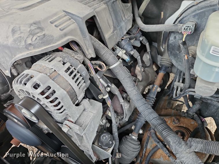 image for item EO4932 2011 Chevrolet Silverado 1500 Ext. Cab pickup truck