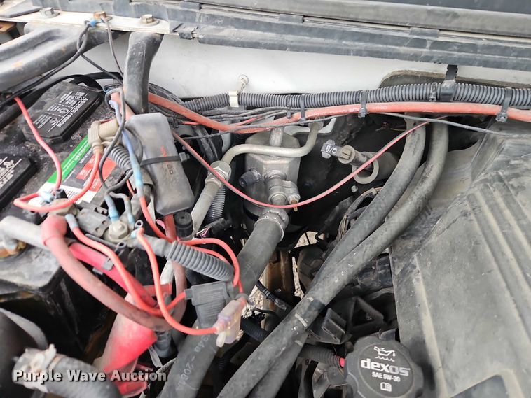 image for item EO4932 2011 Chevrolet Silverado 1500 Ext. Cab pickup truck