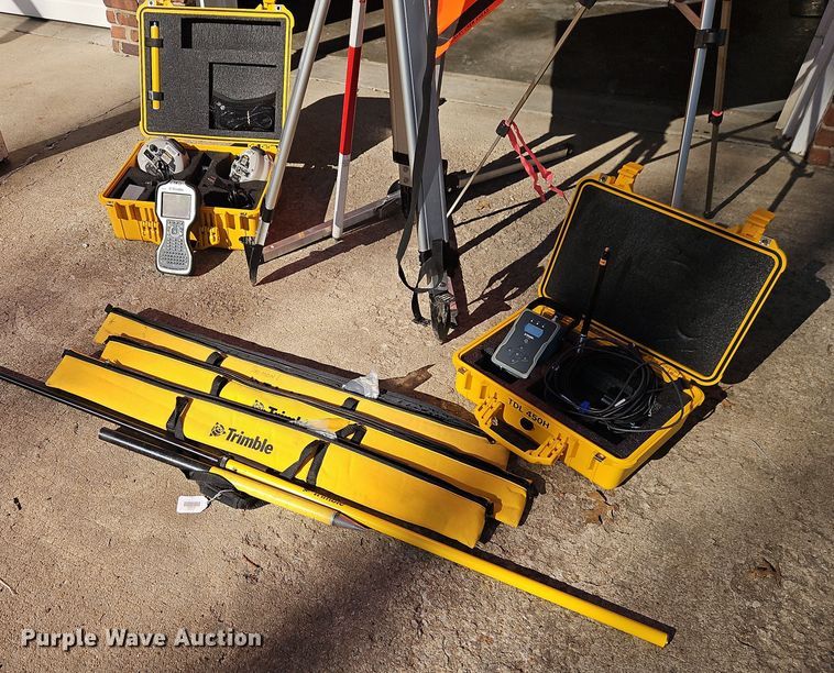 image for item EO4934 Trimble GPS equipment  