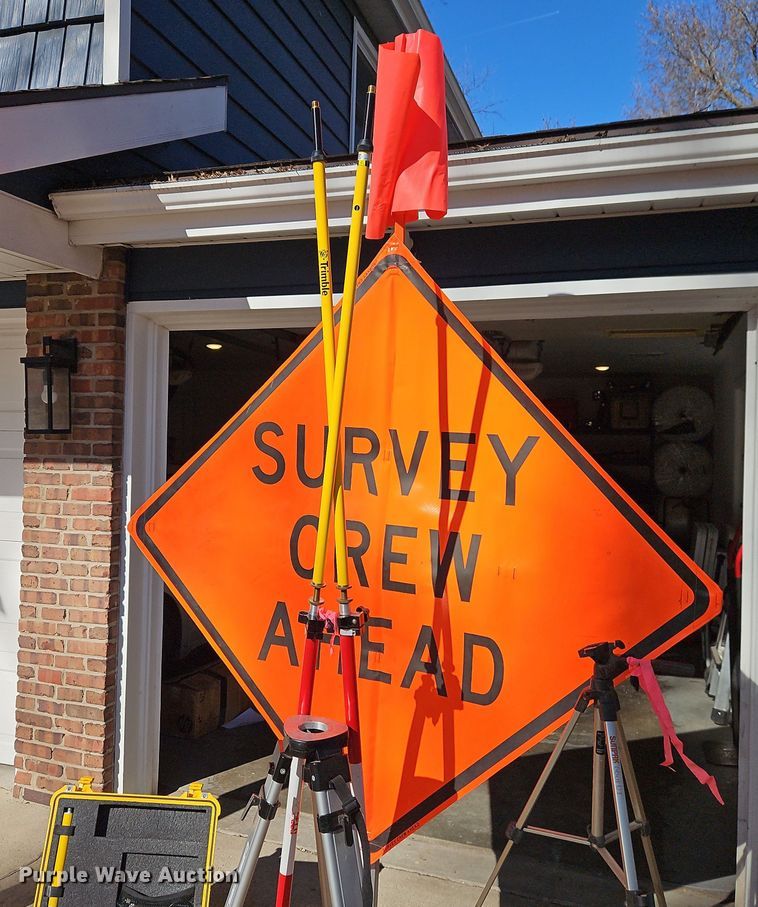 image for item EO4934 Trimble GPS equipment  