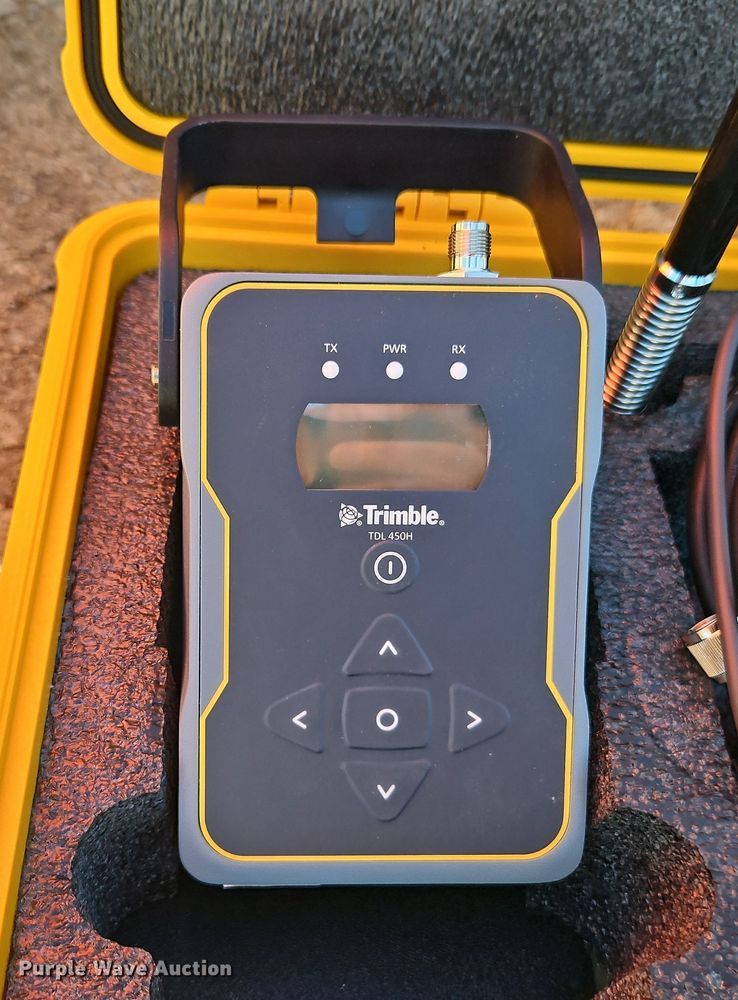 image for item EO4934 Trimble GPS equipment  