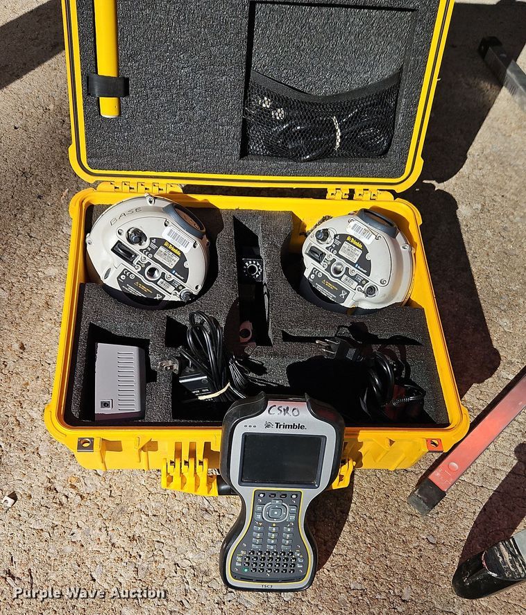 image for item EO4934 Trimble GPS equipment  