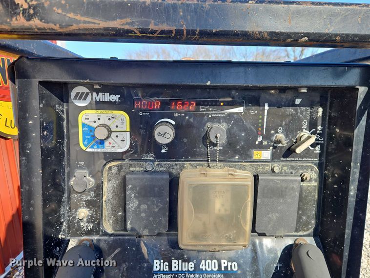 image for item EO4935 Miller Big Blue 400 Pro welder/generator
