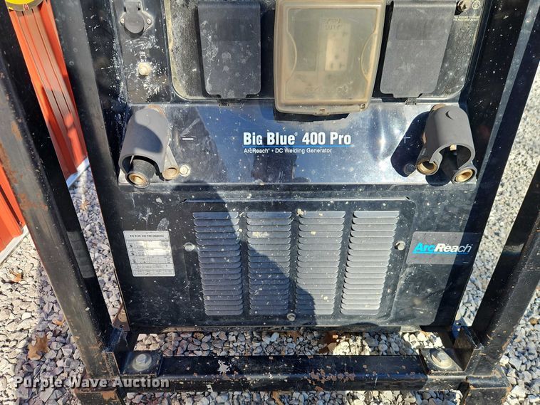 image for item EO4935 Miller Big Blue 400 Pro welder/generator