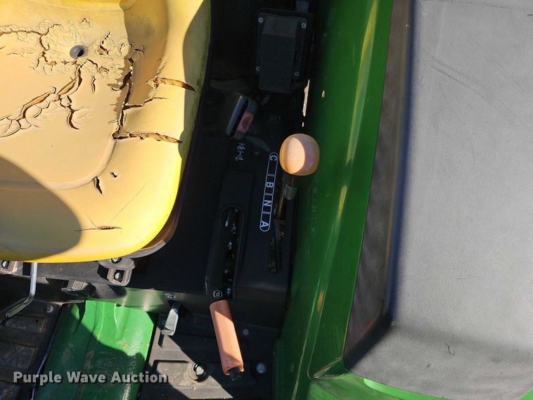 image for item EO4936 2021 John Deere 4044M MFWD tractor