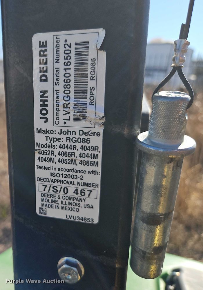 image for item EO4936 2021 John Deere 4044M MFWD tractor