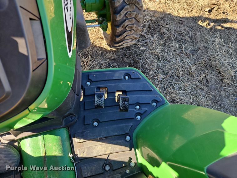 image for item EO4936 2021 John Deere 4044M MFWD tractor