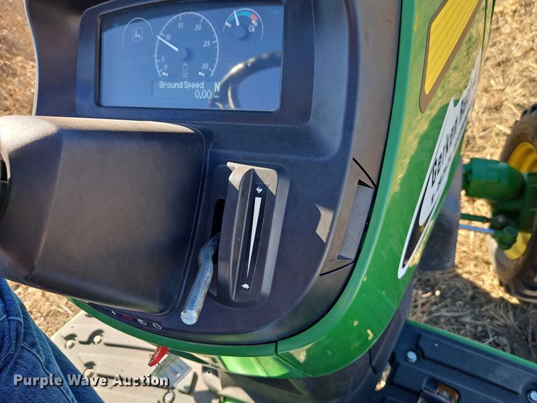 image for item EO4936 2021 John Deere 4044M MFWD tractor