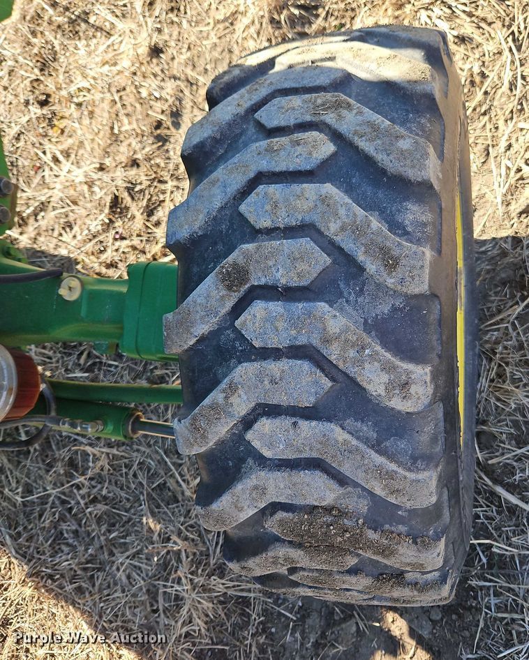 image for item EO4936 2021 John Deere 4044M MFWD tractor