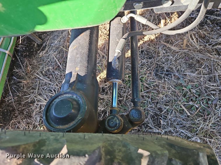 image for item EO4937 John Deere 3038E MFWD tractor