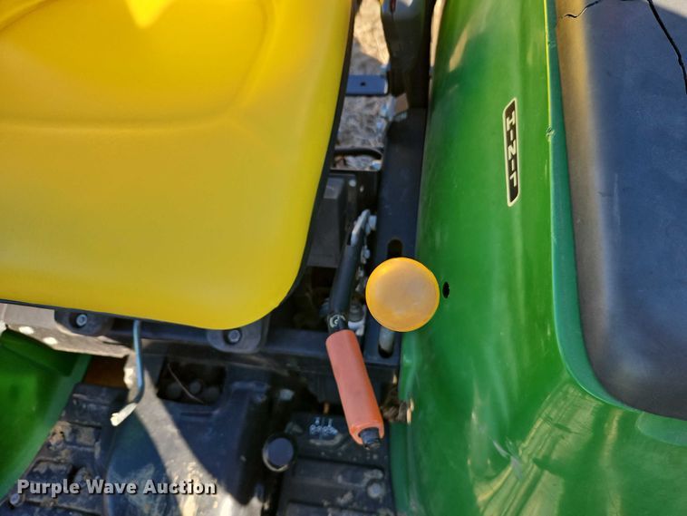 image for item EO4937 John Deere 3038E MFWD tractor