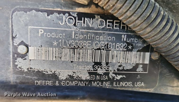 image for item EO4937 John Deere 3038E MFWD tractor