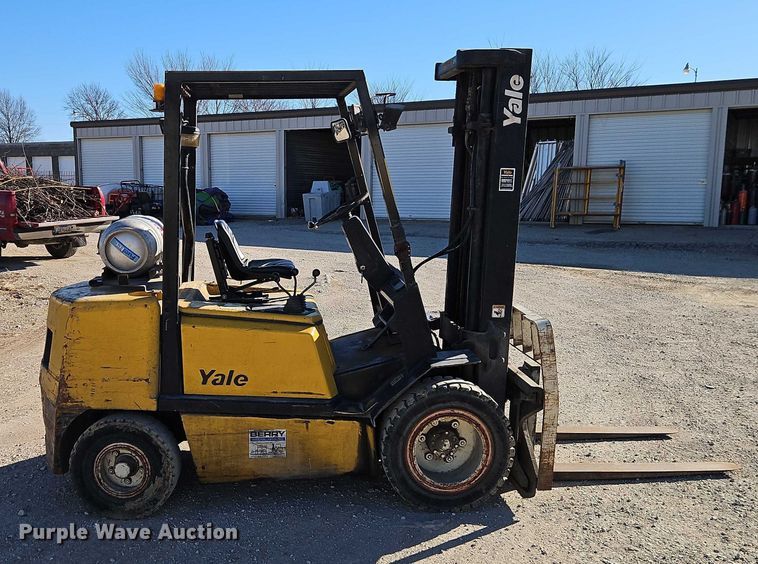 MONTACARGAS YALE GLPO60TGN