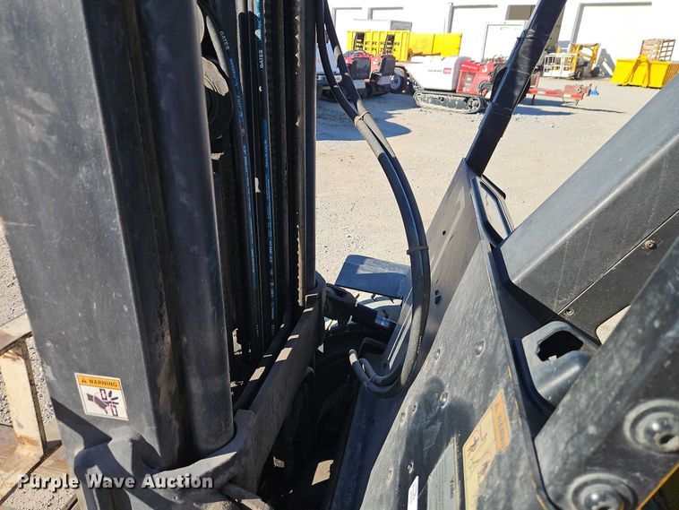 image for item EO4938 Yale GLPO60TGN forklift