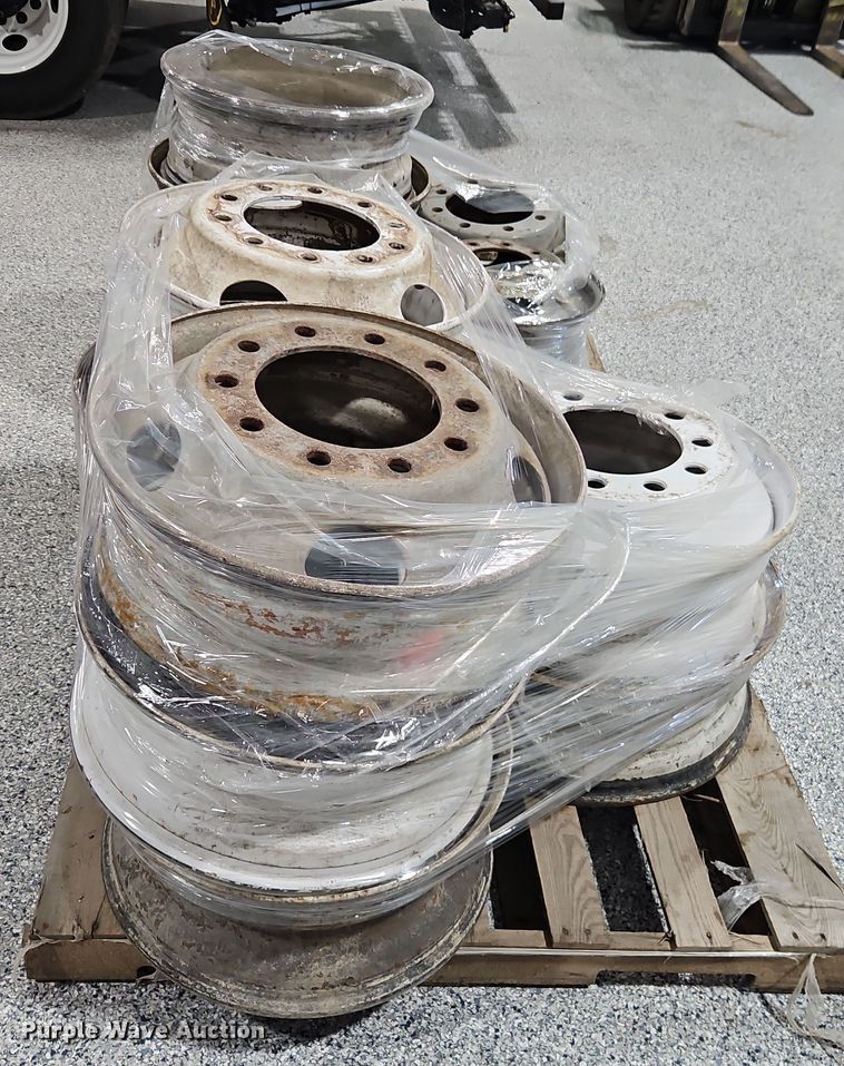 image for item EO4957 (15) 19.5