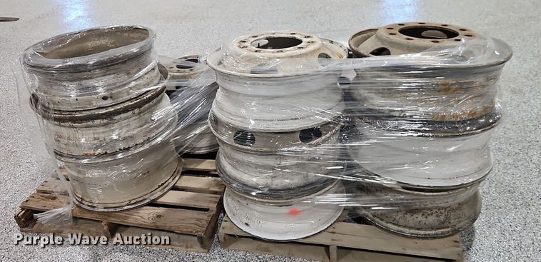 image for item EO4957 (15) 19.5