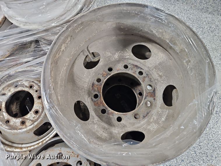 image for item EO4957 (15) 19.5