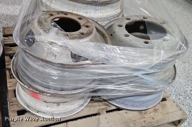 image for item EO4957 (15) 19.5