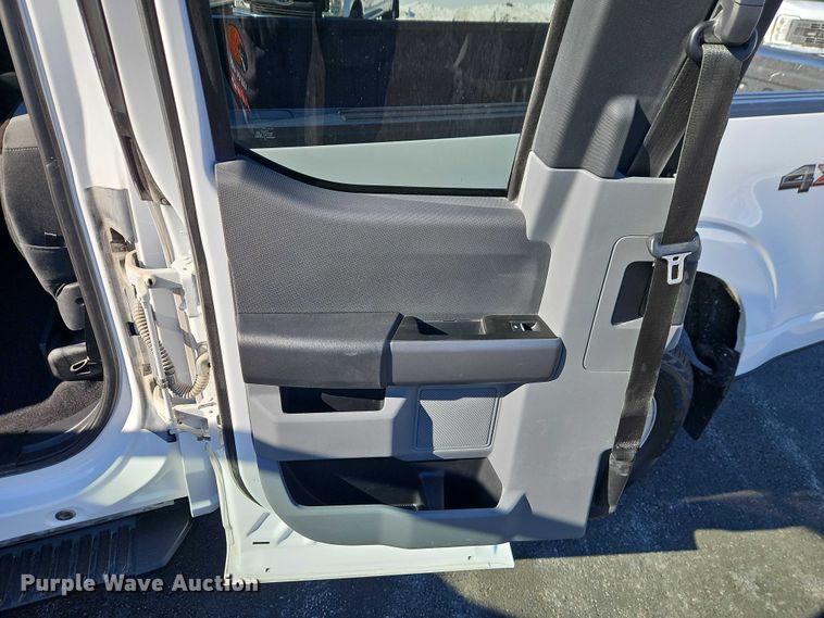 image for item EO4958 2023 Ford F150 Ext. Cab pickup truck