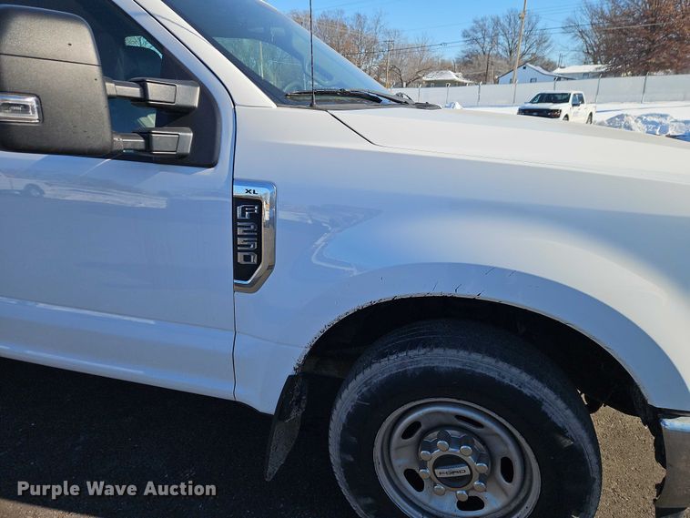 image for item EO4959 2017 Ford F250 Super Duty Ext. Cab pickup truck