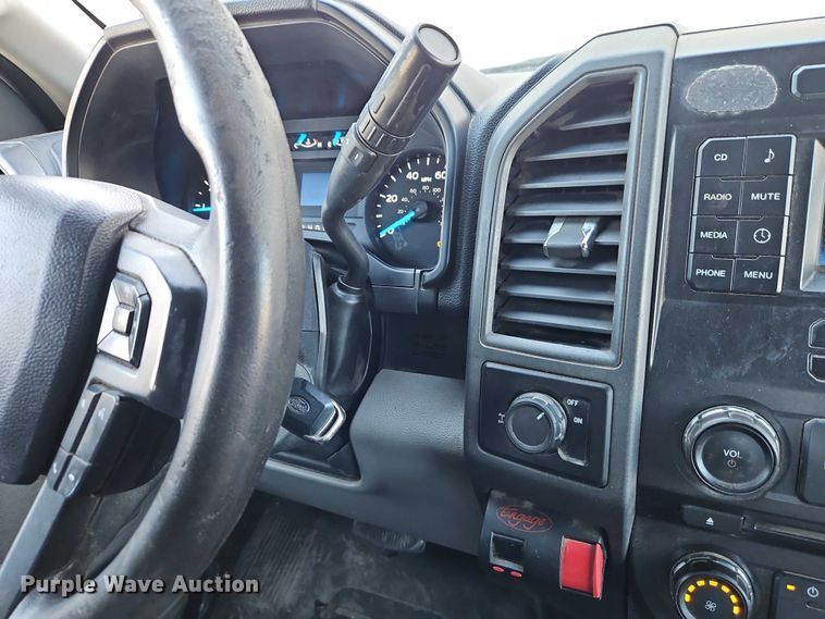 image for item EO4959 2017 Ford F250 Super Duty Ext. Cab pickup truck