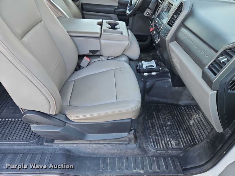 image for item EO4959 2017 Ford F250 Super Duty Ext. Cab pickup truck