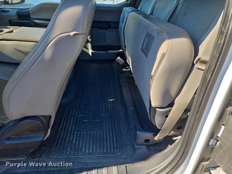 image for item EO4959 2017 Ford F250 Super Duty Ext. Cab pickup truck