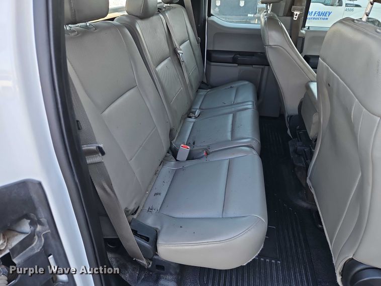 image for item EO4959 2017 Ford F250 Super Duty Ext. Cab pickup truck