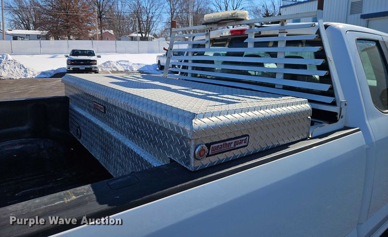 image for item EO4960 2017 Ford F250 Super Duty Ext. Cab pickup truck