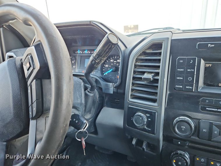 image for item EO4960 2017 Ford F250 Super Duty Ext. Cab pickup truck