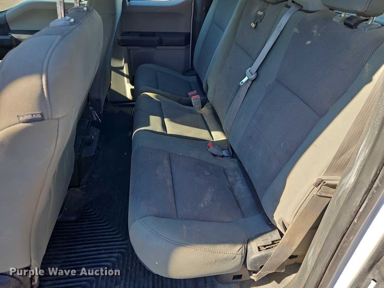 image for item EO4960 2017 Ford F250 Super Duty Ext. Cab pickup truck