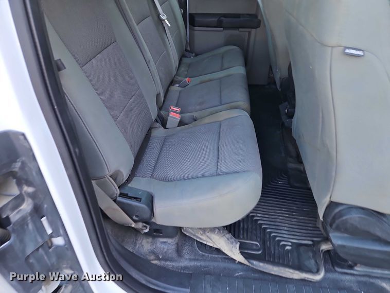 image for item EO4960 2017 Ford F250 Super Duty Ext. Cab pickup truck