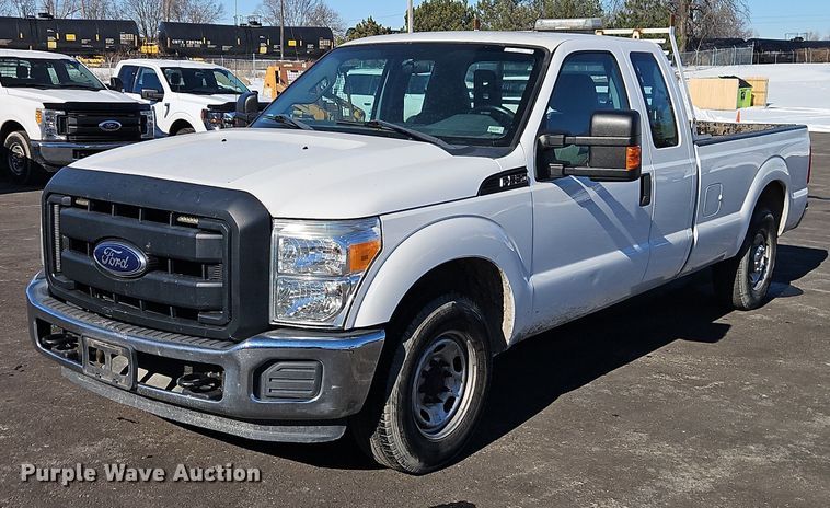 image for item EO4961 2016 Ford F250 Super Duty Ext. Cab pickup truck