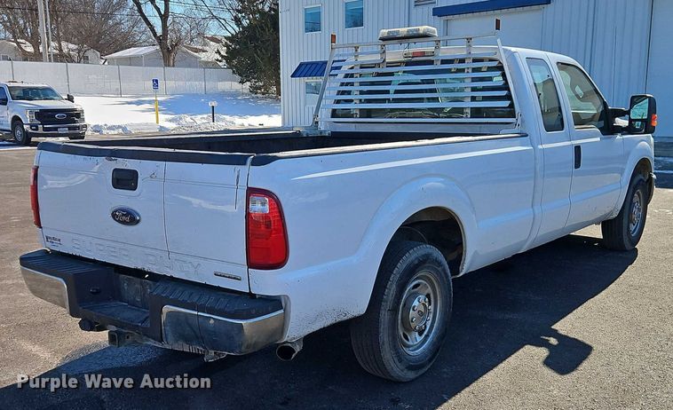 image for item EO4961 2016 Ford F250 Super Duty Ext. Cab pickup truck