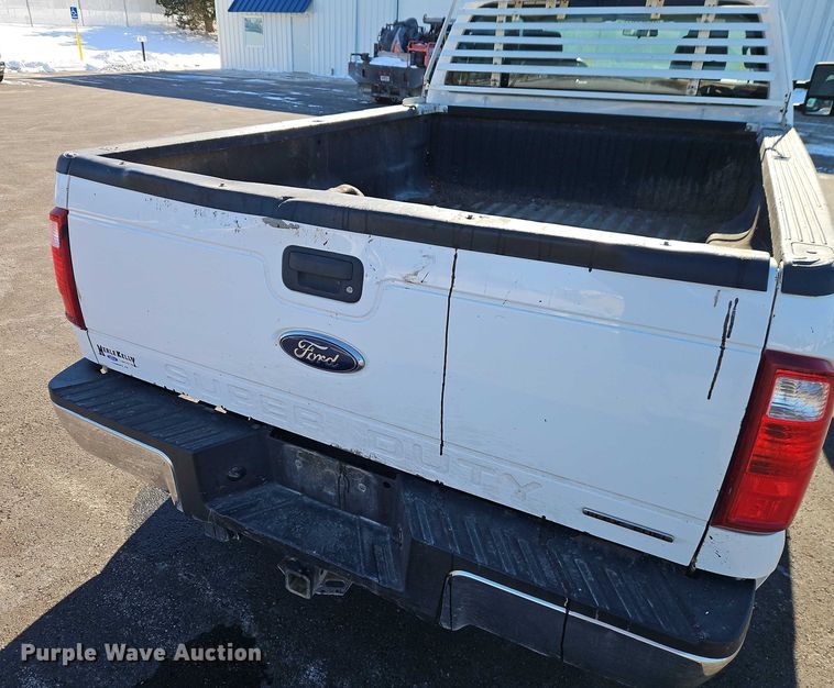 image for item EO4961 2016 Ford F250 Super Duty Ext. Cab pickup truck