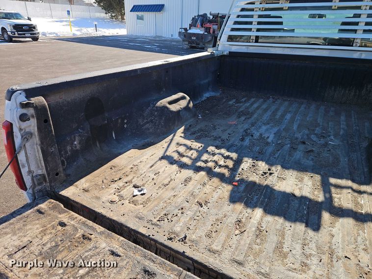 image for item EO4961 2016 Ford F250 Super Duty Ext. Cab pickup truck