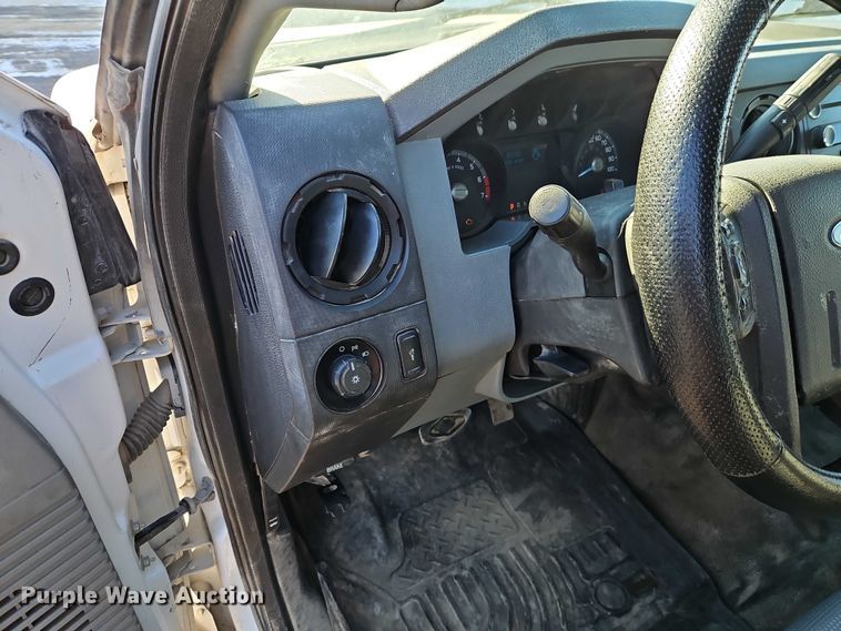 image for item EO4961 2016 Ford F250 Super Duty Ext. Cab pickup truck