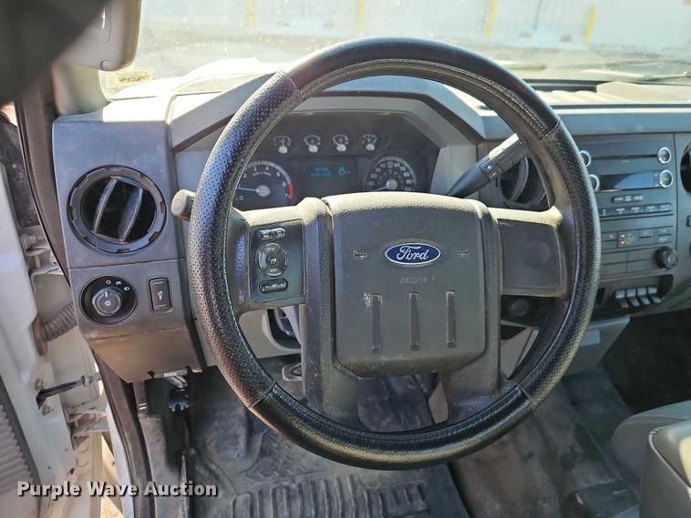 image for item EO4961 2016 Ford F250 Super Duty Ext. Cab pickup truck