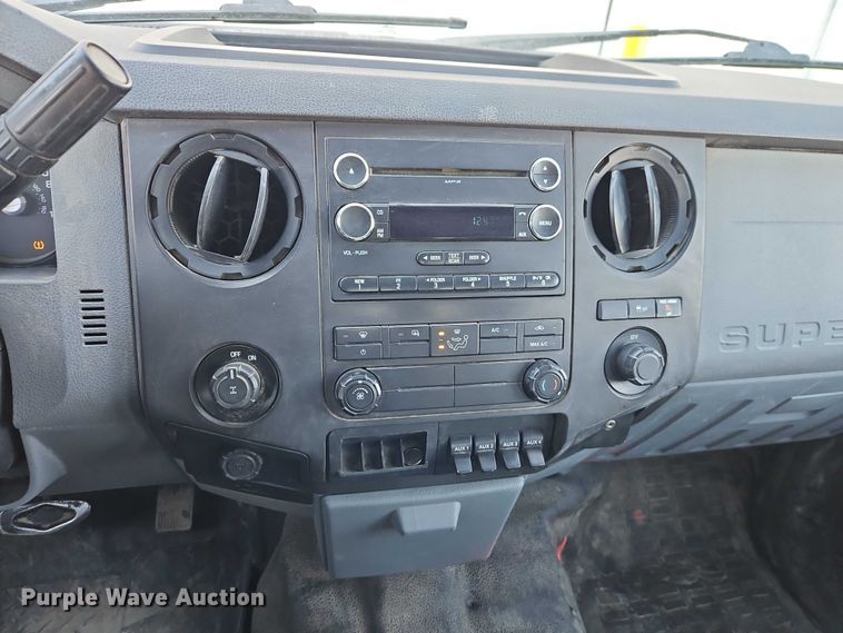 image for item EO4961 2016 Ford F250 Super Duty Ext. Cab pickup truck