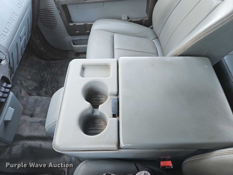 image for item EO4961 2016 Ford F250 Super Duty Ext. Cab pickup truck