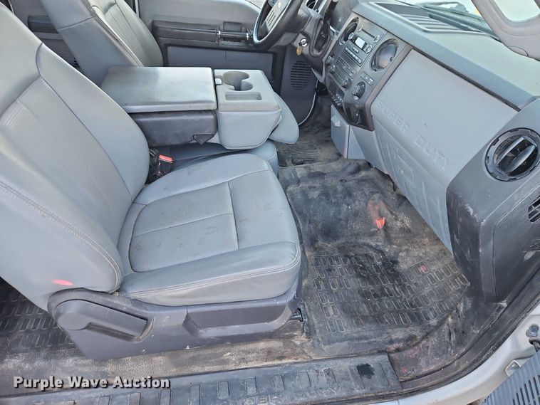 image for item EO4961 2016 Ford F250 Super Duty Ext. Cab pickup truck