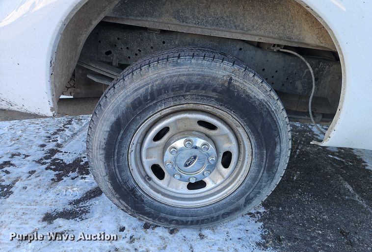 image for item EO4961 2016 Ford F250 Super Duty Ext. Cab pickup truck