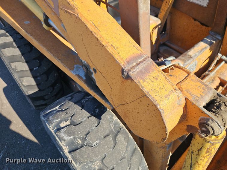 image for item EO4962 1994 Case 1840 skid steer loader