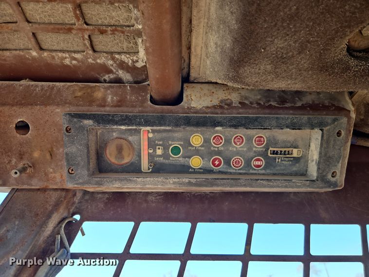 image for item EO4962 1994 Case 1840 skid steer loader