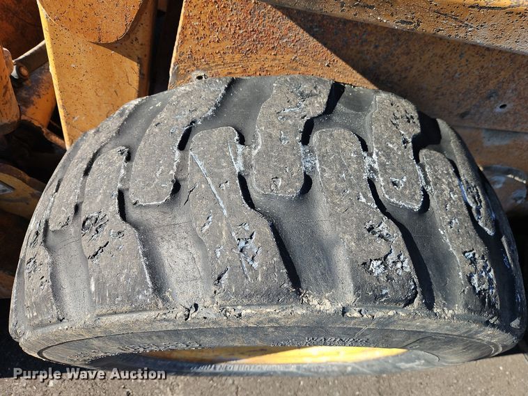 image for item EO4962 1994 Case 1840 skid steer loader