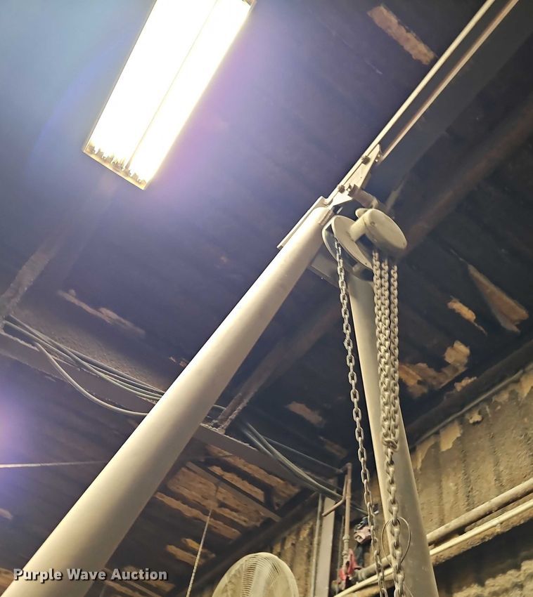 image for item EO4963 A-frame hoist