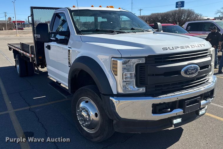 image for item EP2839 2018 Ford F550 Super Duty XL flatbed truck