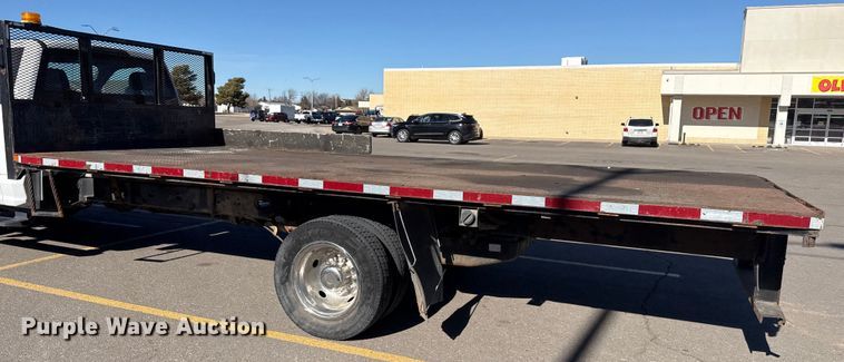 image for item EP2839 2018 Ford F550 Super Duty XL flatbed truck